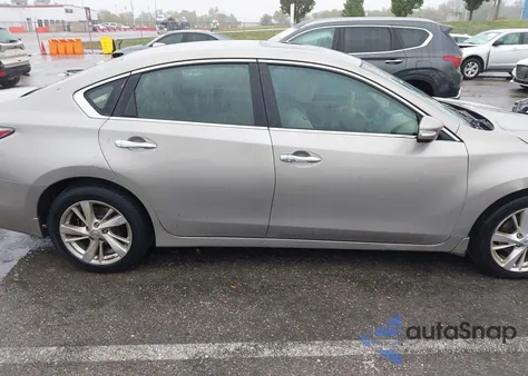 2015 Nissan Altima 2.5 Sl из США, поврежденный, VIN 1N4AL3AP2FN886364